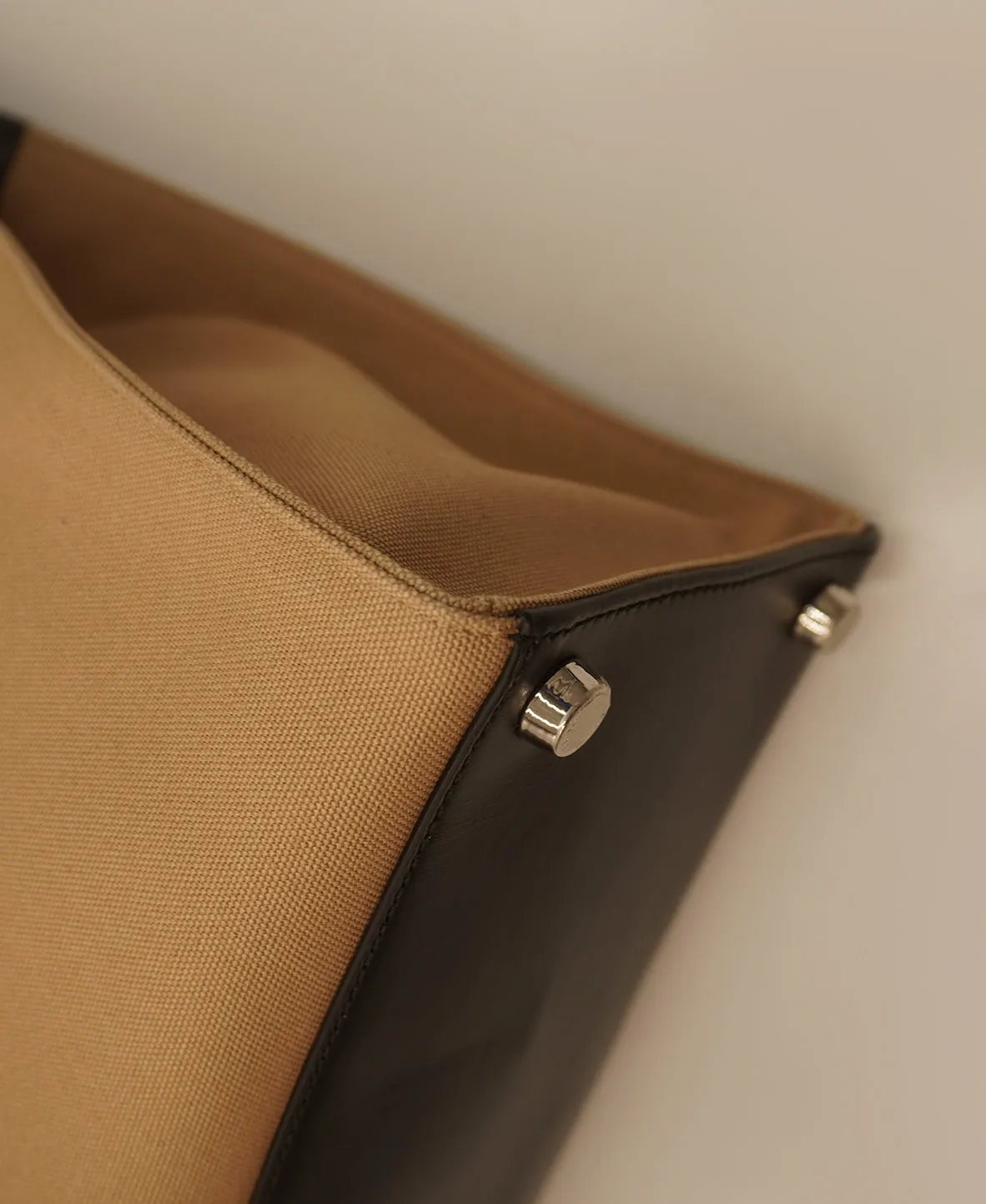 2021 Roma Shopper Tote Cream, Black, Multicolor