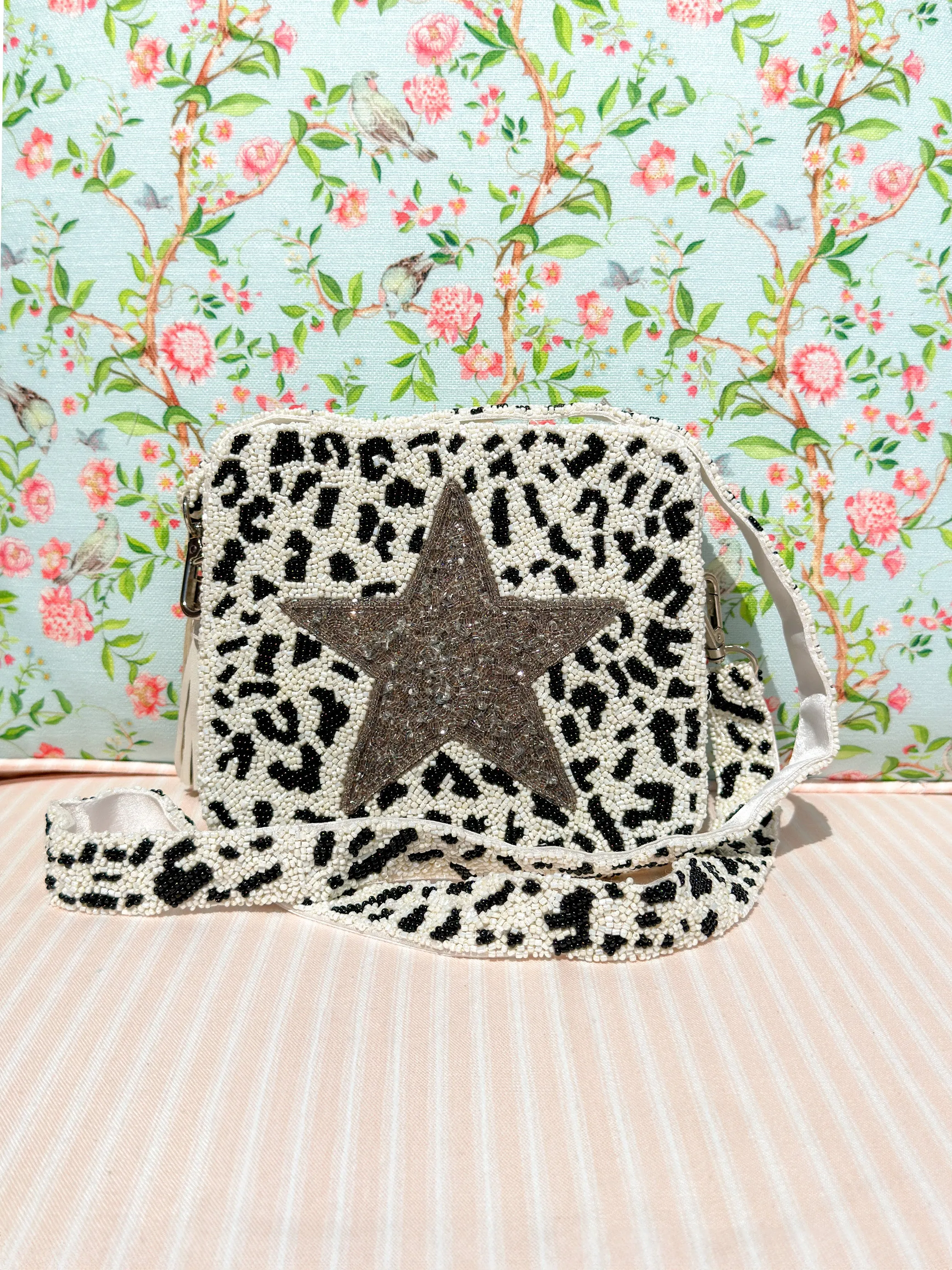 Glamfox - Silver Leopard Star Beaded Crossbody